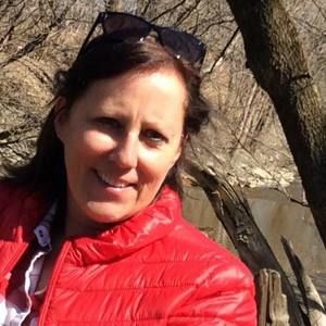 Meet your Posher, Suzanne